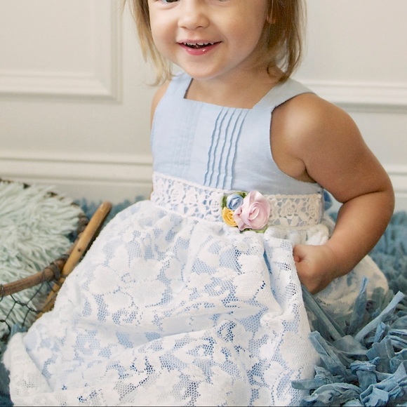 Laura Ashley Other - 2t Laura Ashley blue & white lace dress